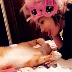 Meet your Posher, Jenny